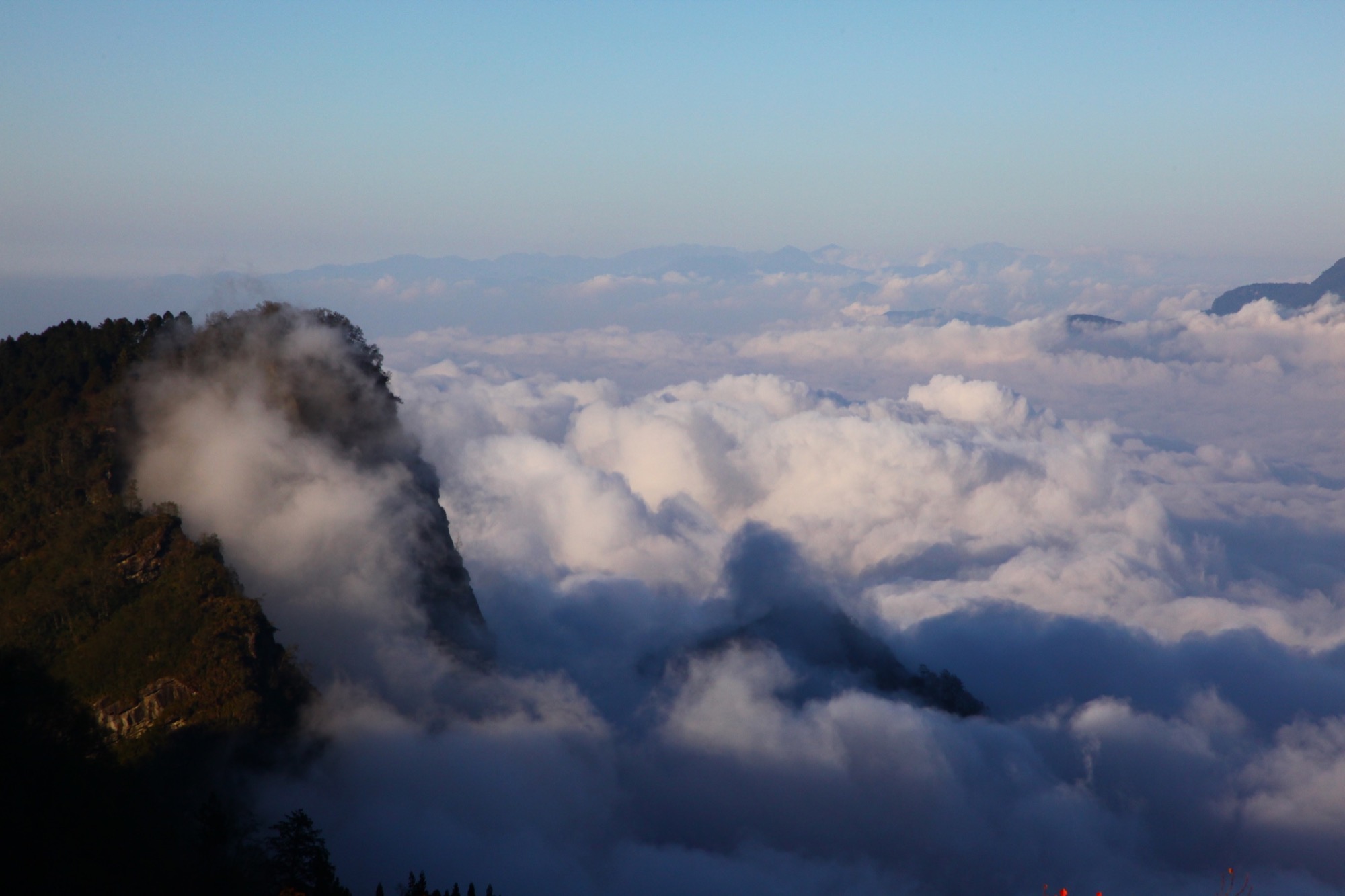 小笠原山 雲海